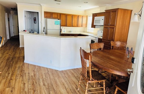 Deatonville House | Experience Big Lake "Where the Water Meets Your Memories."