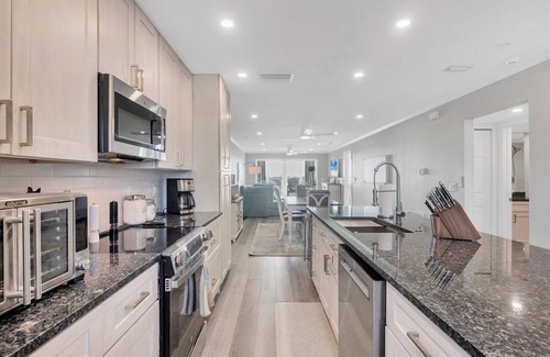Boca Grande Condo | Experience Boca Grande North #38, a stunning 2-bedroom condo the sleeps 5