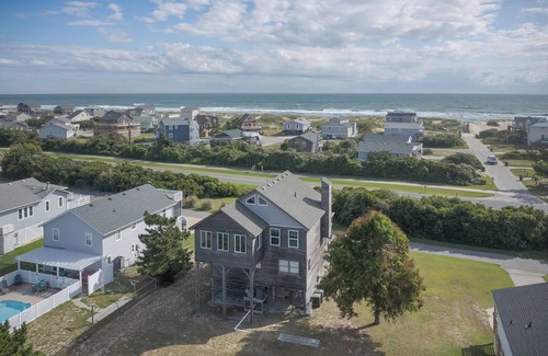 South Nags Head House | Experience coastal living at Morning Star, a 5BR home in Nags Head, perfect for up to 10 guests.