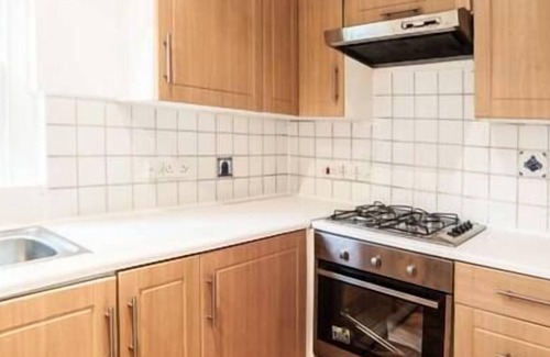 South Hampstead Apartment | Experience Comfort and Convenience in London - Spacious 3-Bed in Hampstead