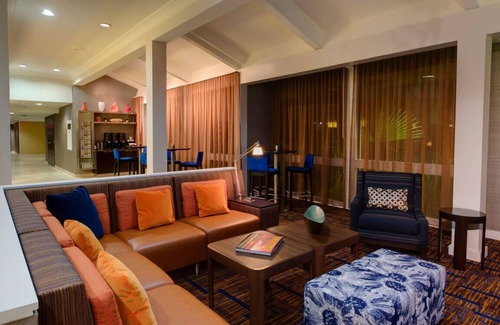 Brookhollow Hotel | Experience Comfort in Budget-friendly Unit Close to NRG Stadium | Free Parking