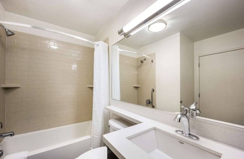 North Mountain Hotel | Experience Downtown Glendale in Comfort & Style! Fully-equipped kitchen!
