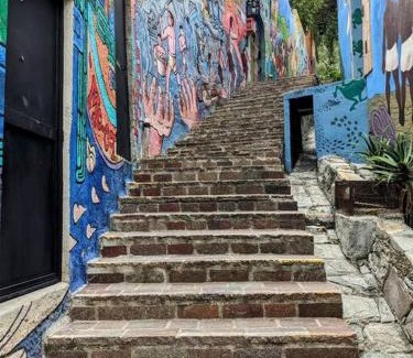 Zona Centro House | Experience Guanajuato's Magic from Casa Mirador!