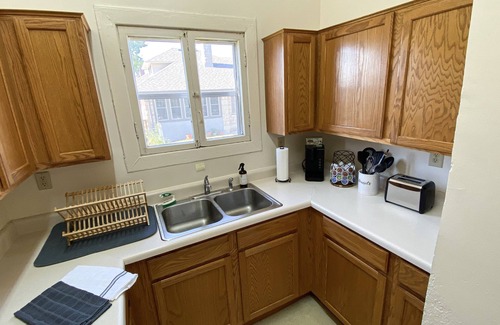 Jefferson City House | Experience Historic Elegance in the Heart of Missouri’s Capital City