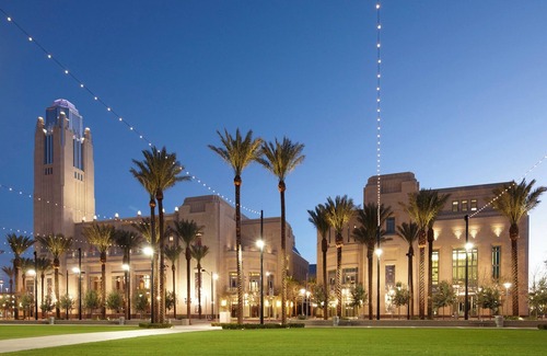 Downtown Las Vegas Hotel | Experience Las Vegas Like No Other! Awesome Unit Near at The Strip! Free Parking