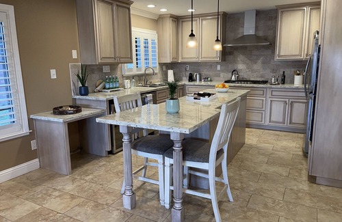 Victor House | Experience Lodi - Your Perfect Wine Country Retreat Awaits