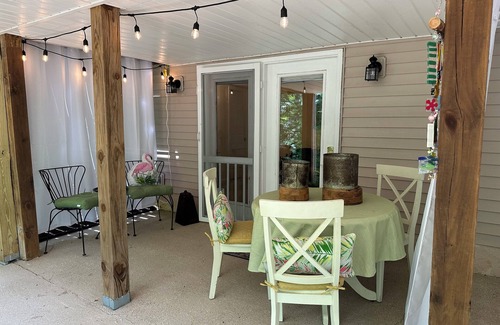 Tellico Village House | Experience Loudon charm near Tellico Lake in Tellico Village-private suite.