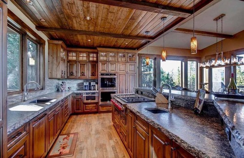 Baldy Mountain House | Experience luxury at Three Sisters Lookout with stunning mountain views!
