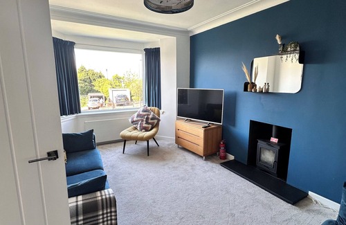 Ellemford House | Experience Luxury: Stunning 5-Bed Airbnb in the Heart of Enchanting Edinburgh