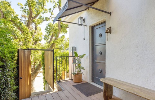 Silver Lake Condo | Experience Modern Luxury at Silverlake Waterfront