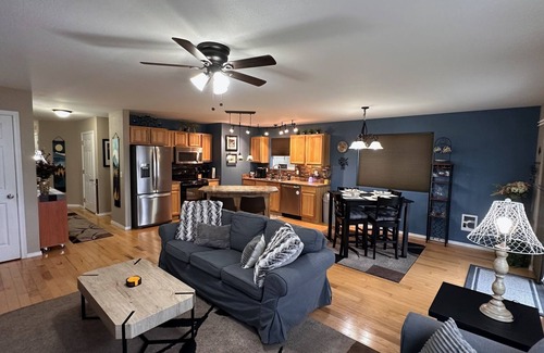 Columbia Falls House | Experience MT @ The 406 Hideout