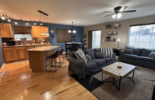 Columbia Falls House | Experience MT @ The 406 Hideout