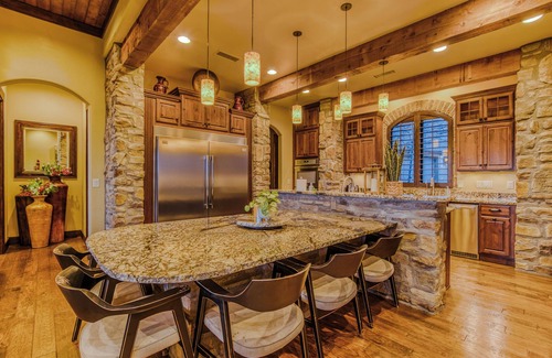 Ruidoso House | Experience Ruidoso from the top, 360 views,private pickleball, hot tub