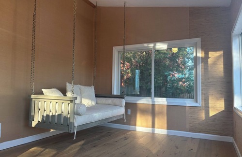 West Roxbury House | Experience the history of Boston in the most sought after neighborhood.