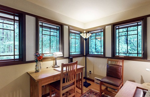 Bittinger House | EXPERIENCE THE MAGIC OF FRANK LLOYD WRIGHT AT FLEUR DE MONTAGNA