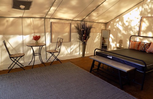 Heiskell RV Rental | Experience the perfect blend of camping at the Rocky Top Retreat Glamping Tent.