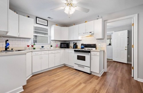 Ortley Beach Cottage | "Experience the Ultimate Beach Getaway at our Jersey Shore Rental!"