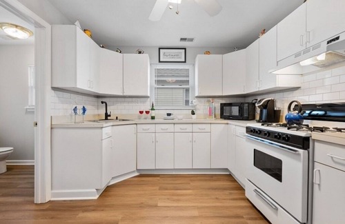 Ortley Beach Cottage | "Experience the Ultimate Beach Getaway at our Jersey Shore Rental!"