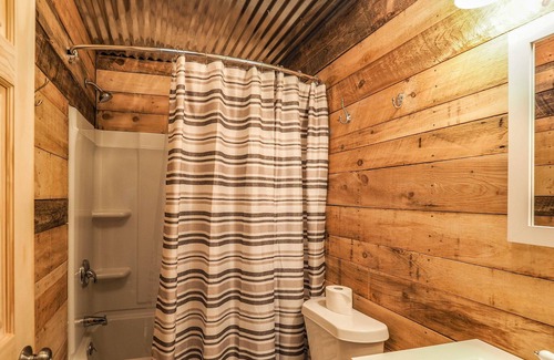 Alden House | Experience Torch Lake