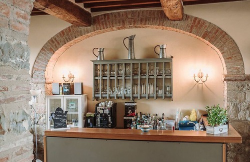 Bucine Villa | Experience Tuscany:Relaxing Agriturismo villa with Pool Between Siena and Arezzo