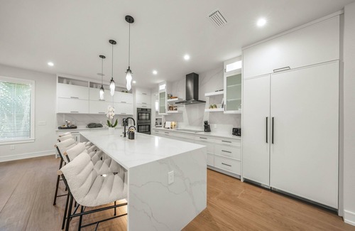 Saint Armands Key House | Experience Ultimate Relaxation at The Sandcastle, a New Luxury Home in Lido Key!