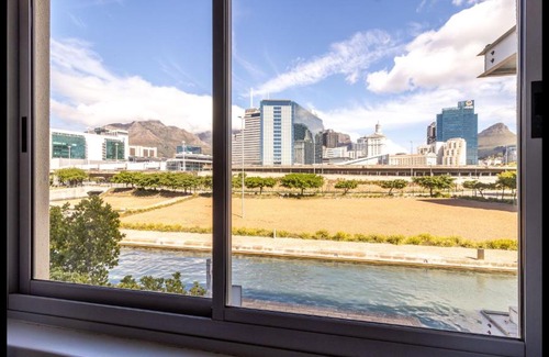 Victoria and Alfred Waterfront Apartment | Experience Uninterrupted Comfort Fully Furnished 2br Flat Free from Loadsheding