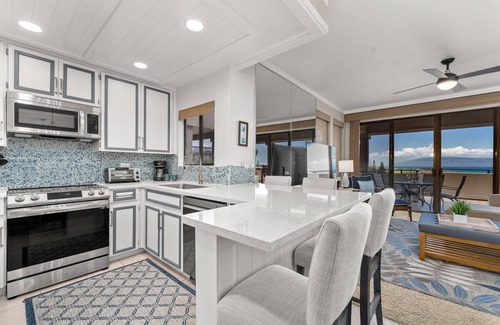 Kapalua Condo | Experience Unmatched Comfort with Magnificent Panoramic Views and AC!