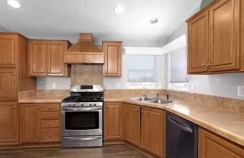 Hemet House | Experience Wine Country at Stellar Ranch: Horse-Friendly, 4BR Eco-Sanctuary with Panoramic Views