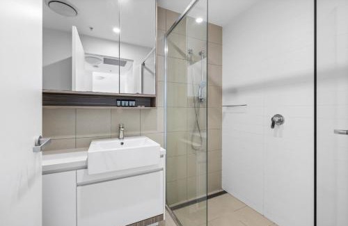 Kelvin Grove Apartment | Experiencing Uni Life 2BR Kelvin Grove Parking