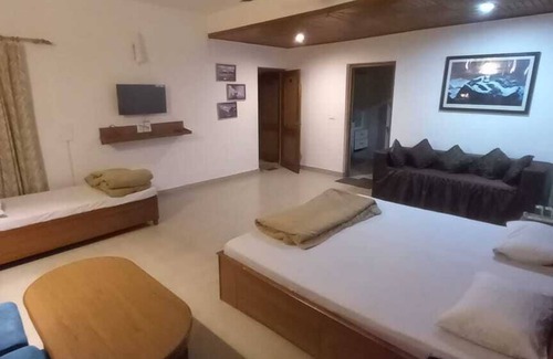 Smanora Range Hotel | Experto The Greens