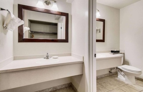 Hayden Island House | Explore all that Portland offers, without breaking the bank