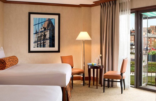 Government Center House | Explore Boston! Short Drive to Prudential Tower! Fireplace in Lobby, Parking!
