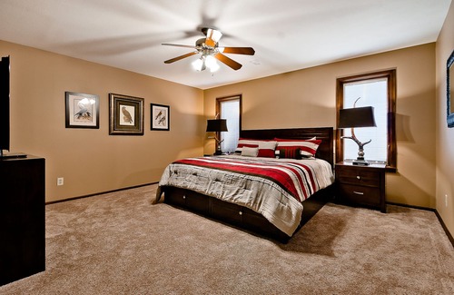 Huntsville House | Explore North West Arkansas with all the comforts of home