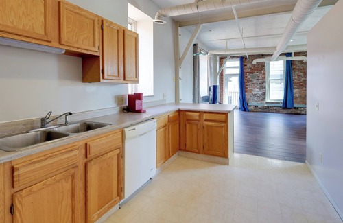 Old Market Condo | Explore Old Market: Convenient Omaha Condo