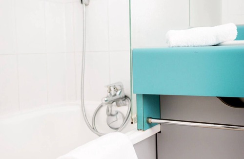 Gap Hotel | Explore, Relax, Repeat! Seasonal Swimming Pool, Pet-friendly Property!