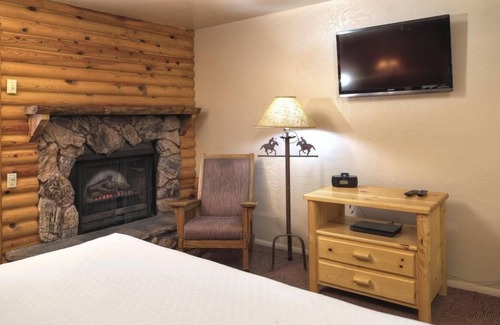 Kohls Ranch Resort | Explore the Desert Landscape! 2 Amazing Studios, Trails, Horseback Riding