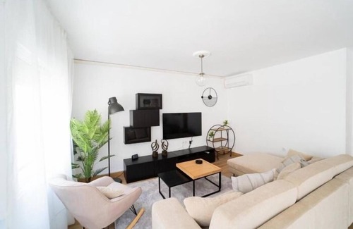 Almeria Centro Apartment | Expoholidays - General Tamayo