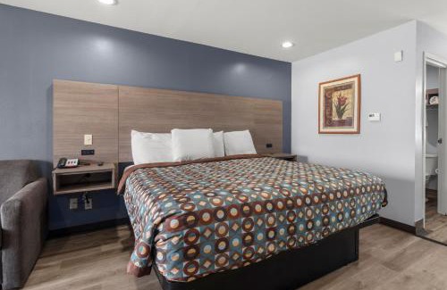 Bridge City Hotel | Express Inn & Suites Westwego