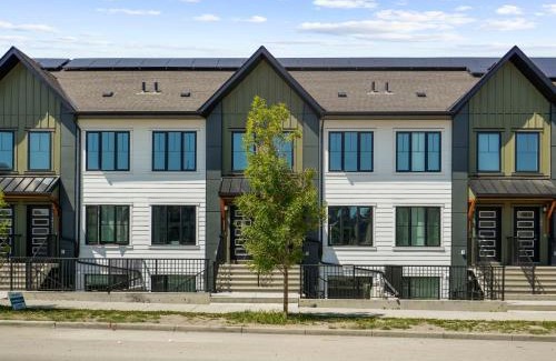 Calgary Apartment | Exquisite 1-Bdr Condo Apt