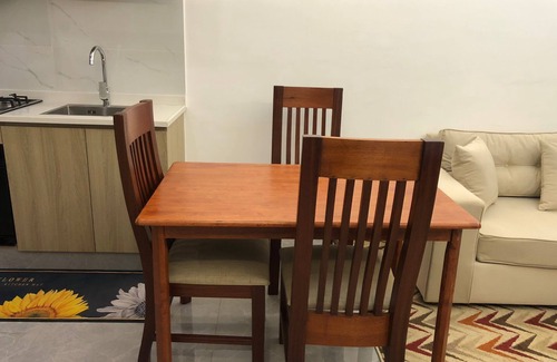 Thompson Estate Apartment | Exquisite 1BR apartment next to a premier shopping mall