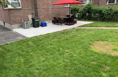 Queens House | Exquisite 5 BR, 2 B home in the NYC area 10 minutes from JFK in a quiet area.