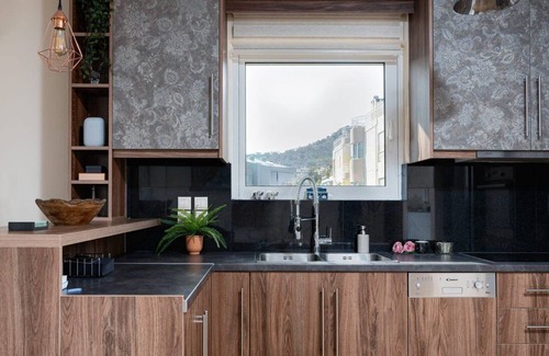 Athens City Centre Villa | Exquisite Athens Apartment | Elysian Penthouse | 2 Bedrooms | 360° Balcony.