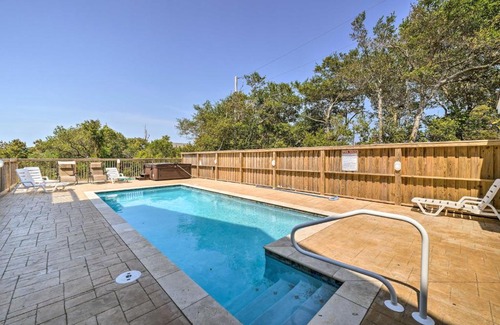 Buxton Apartment | Exquisite Buxton Apt with 2 Decks and Water View!