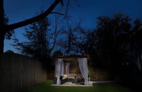 Thunderbolt House | Exquisite Cottage Near Historic Savannah and Tybee
