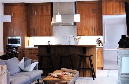 Dysart et al Cottage | Exquisite designer cottage on sand beach on Kennisis Lake!