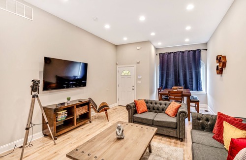 North Philadelphia West House | Exquisite Downtown 5B/3.5B w/Patio!