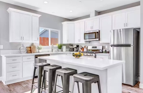 Norwalk House | Exquisite Haven: Brand New House Near Disneyland