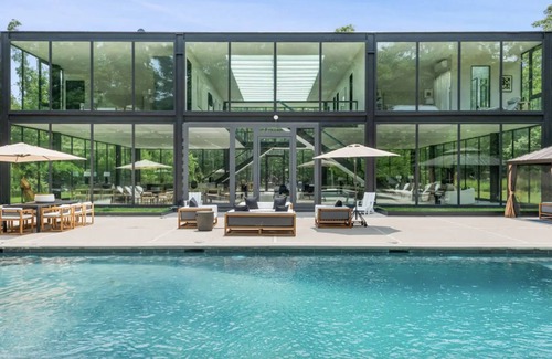 Springs Villa | Exquisite Home l East Hamptons l Pooln
