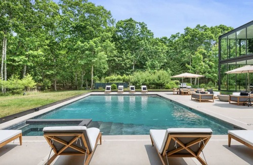 Springs Villa | Exquisite Home l East Hamptons l Pooln