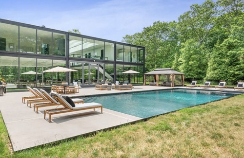 Springs Villa | Exquisite Home l East Hamptons l Pooln